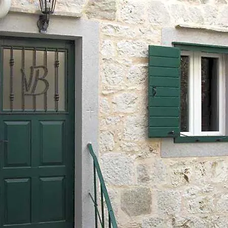 Baguc 4* Split