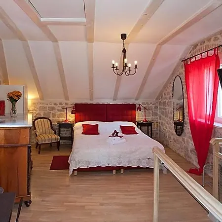 Otel Baguc 4*